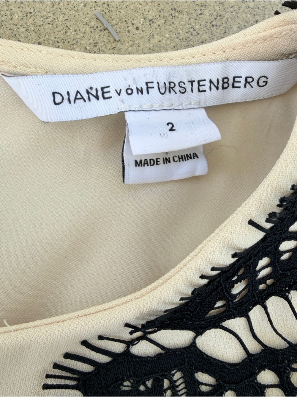 Diane von Furstenberg DVF Daniella Fit & Flare Dress Cream with Black Lace Sz 2 - Picture 6 of 12